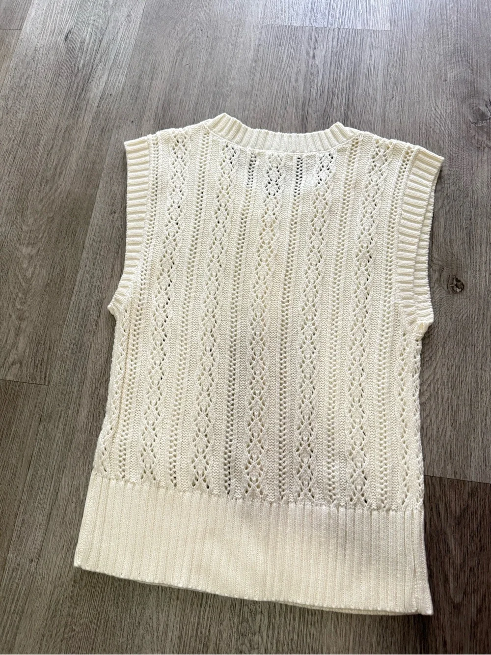 z supply cabot cream crochet button front sweater vest blouse size small NEW